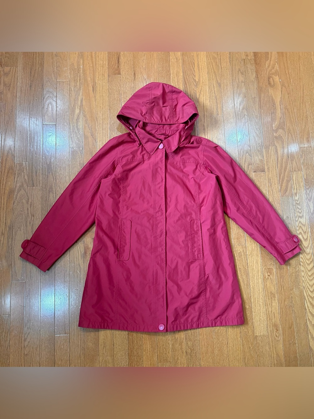 L.L. LL Bean Women’s Medium Rain Jacket Hooded Parka Coat Lined Snap Zip 265181